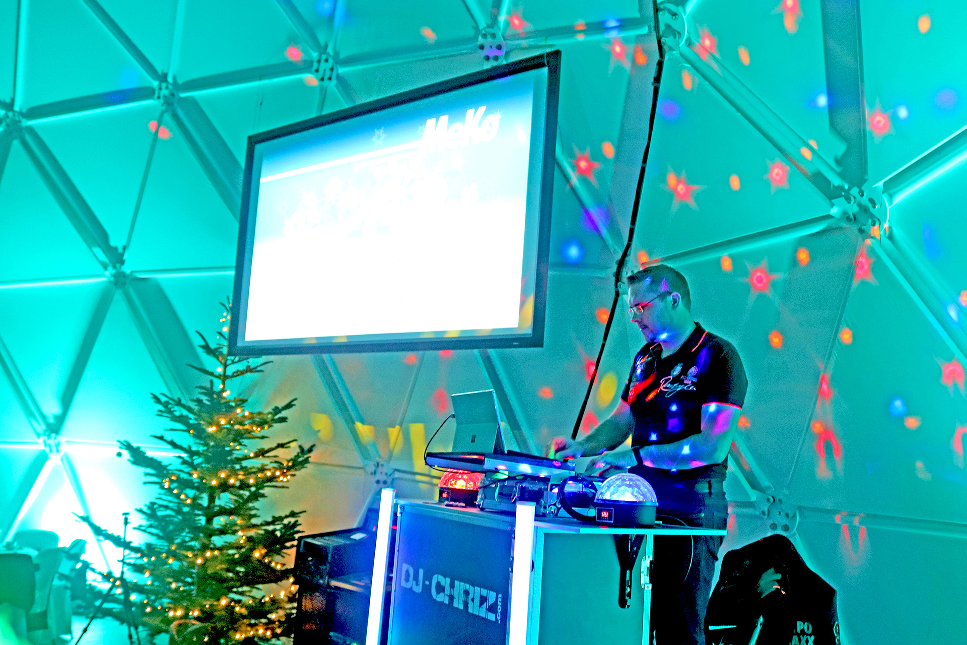 DJ CHRIZ im Atmosflair